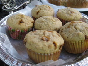 Oatmeal Cinnamon Muffins